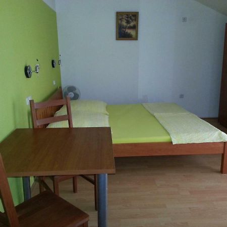 Villa Dora Biograd Na Moru Bagian luar foto