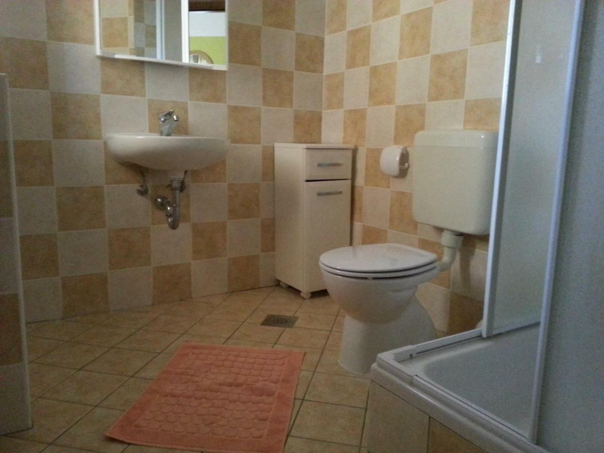 Villa Dora Biograd Na Moru Bagian luar foto